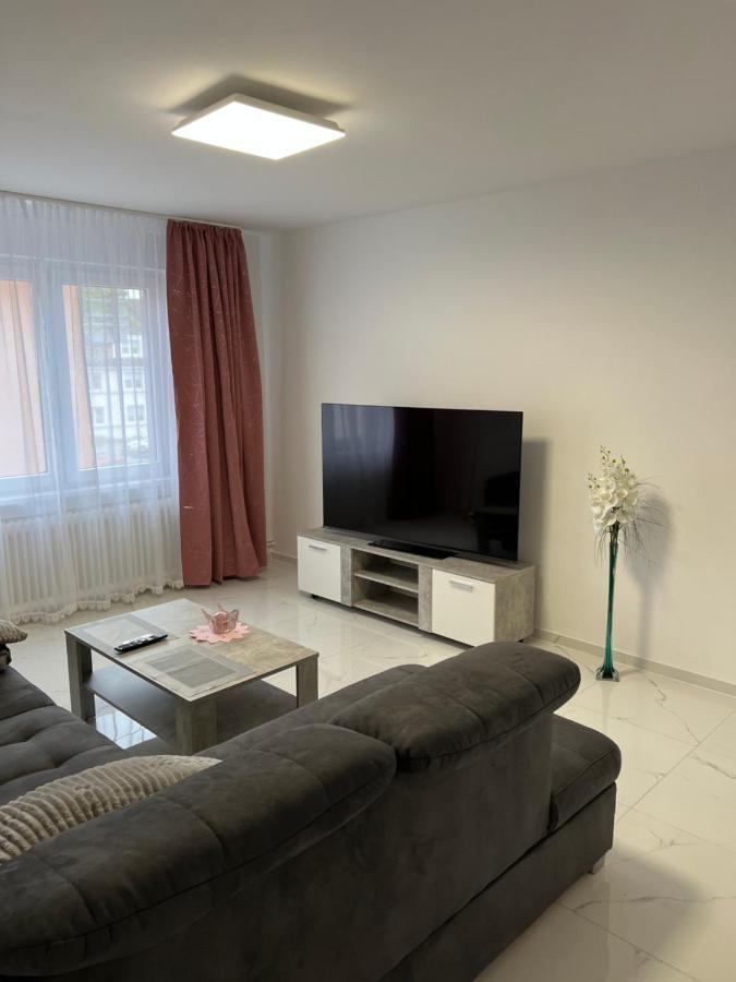Wunderschoene Ferienwohnung In Solingen-Mitte Bagian luar foto