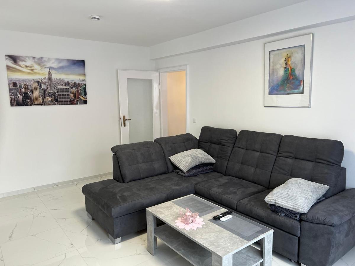 Wunderschoene Ferienwohnung In Solingen-Mitte Bagian luar foto