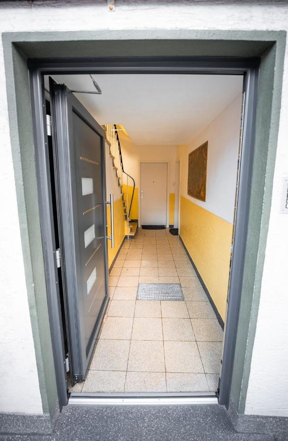 Wunderschoene Ferienwohnung In Solingen-Mitte Bagian luar foto
