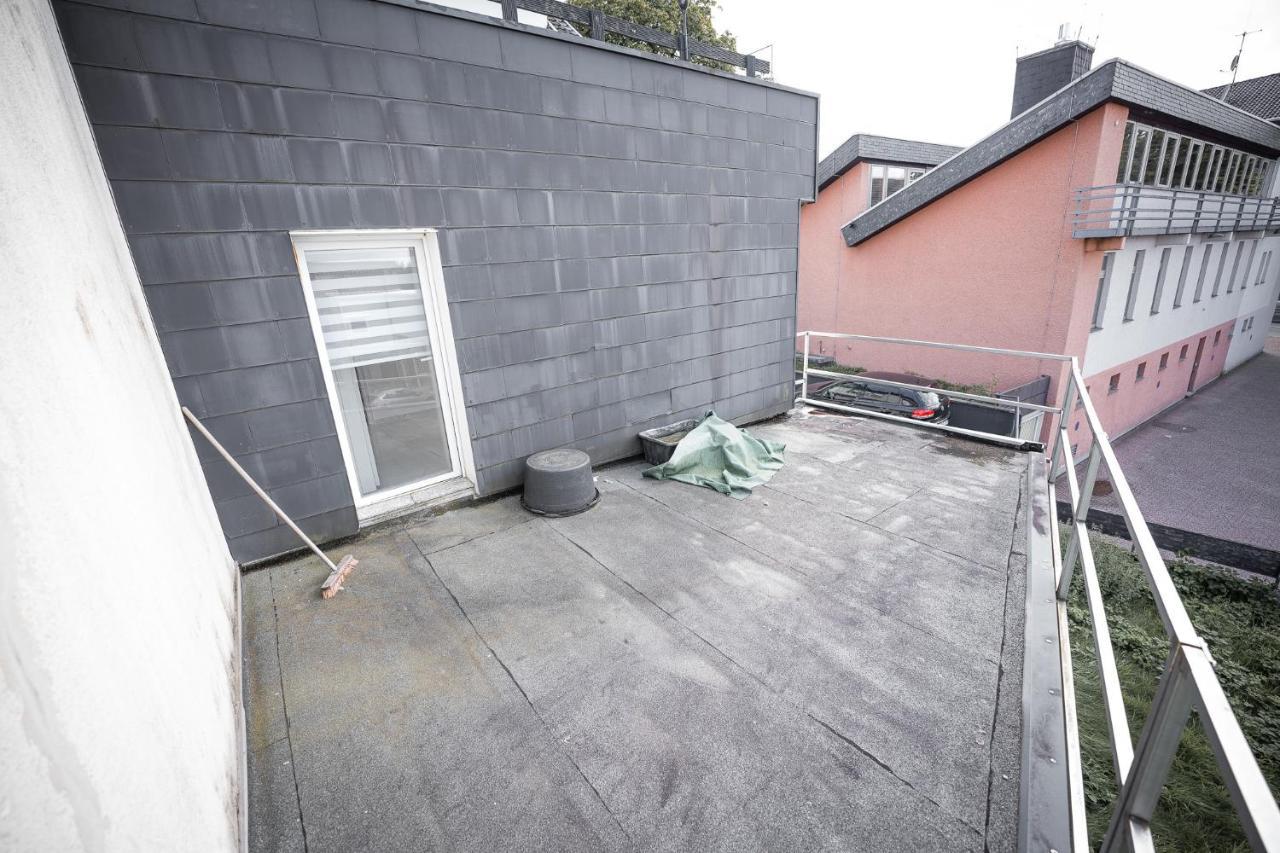 Wunderschoene Ferienwohnung In Solingen-Mitte Bagian luar foto