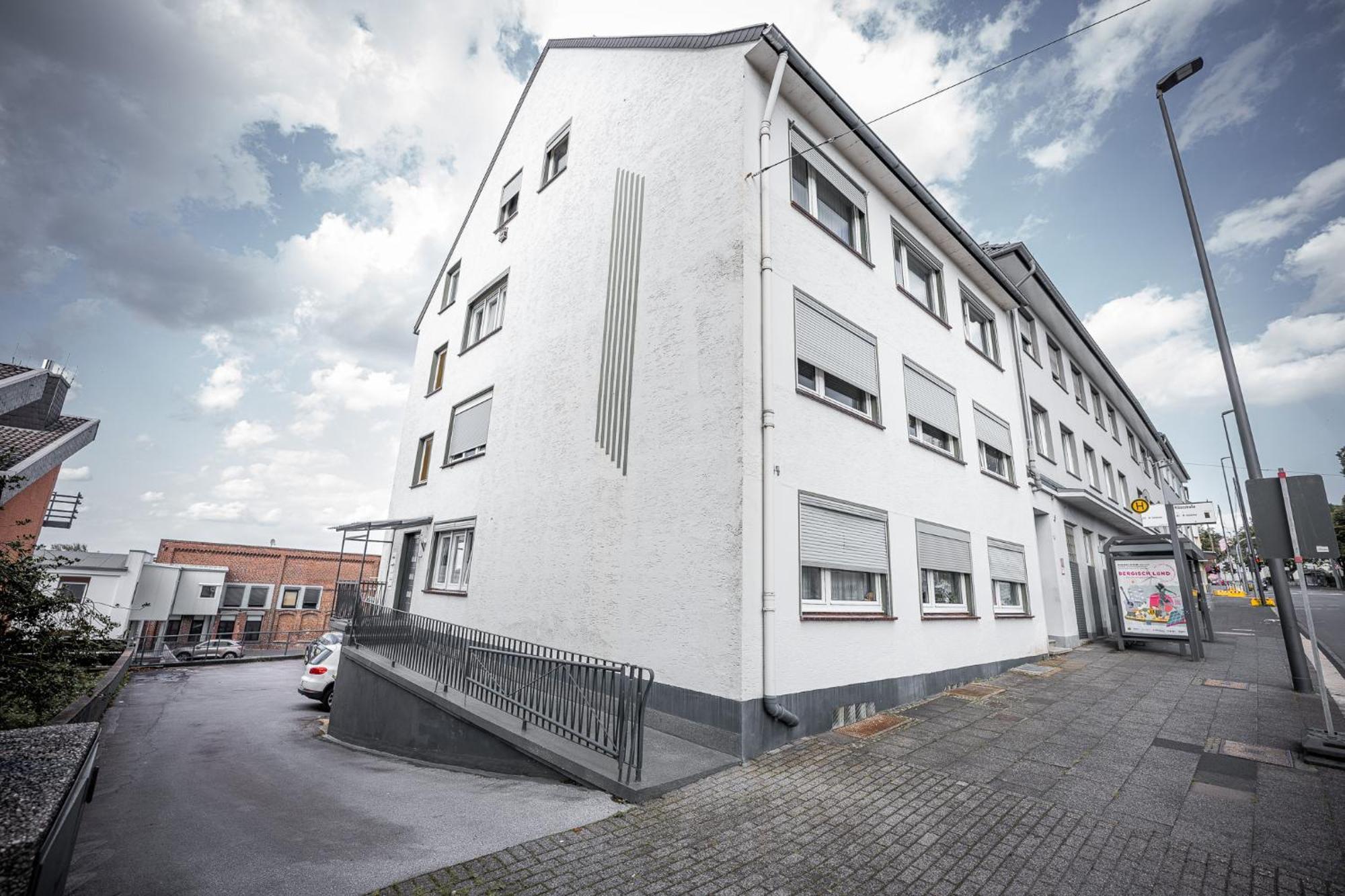 Wunderschoene Ferienwohnung In Solingen-Mitte Bagian luar foto